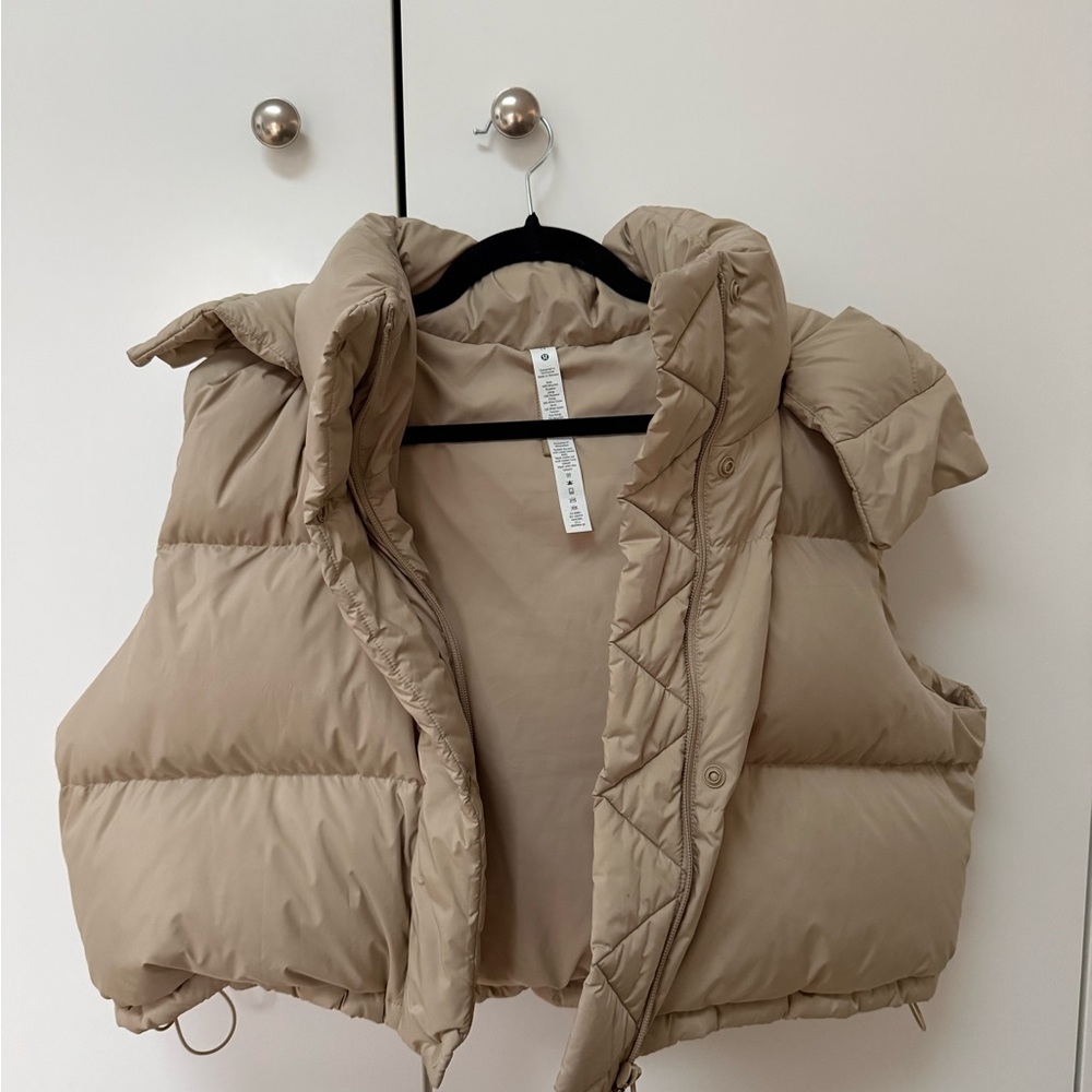 Lululemon Wunder Puff Super Cropped Vest Size 14 Trench